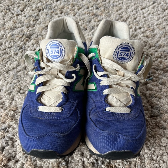New Balance Women’s Sneakers in Blue and Green - Picture 5 of 6